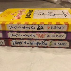 Diary of a Wimpy Kid book bundle!